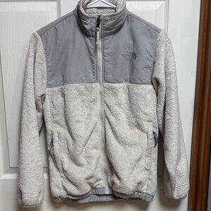 The North Face Light Gray and Cream Fleece Jacket